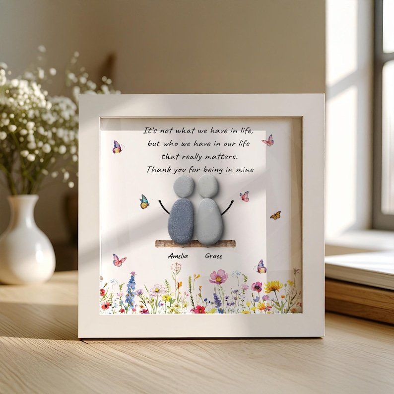 Pebble Friendship Frame ,Timeless Friendship gift, Keepsake,Christmas Tree Hanging Gift,Best Friend Pebble frame Decor, Gift for Friends