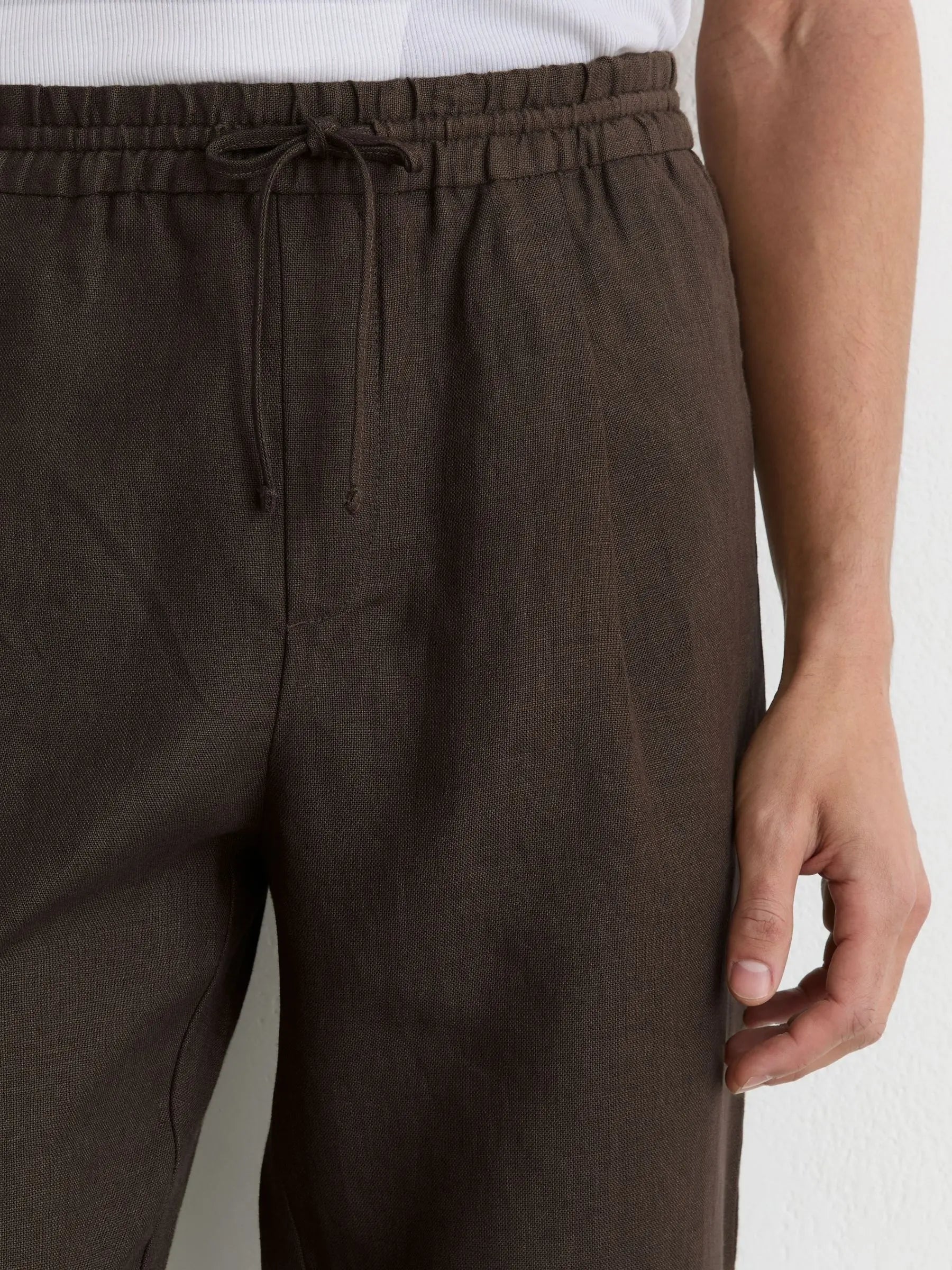 100% Linen Relaxed-Fit Drawstring Trousers