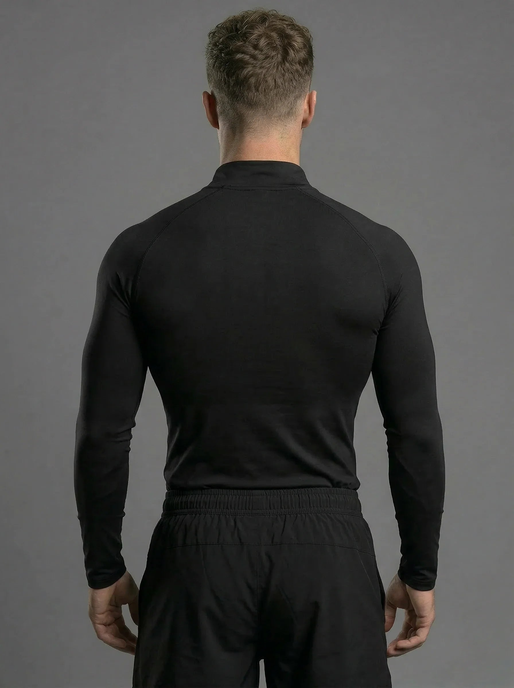 Fitted Performance Quarter Zip Compression