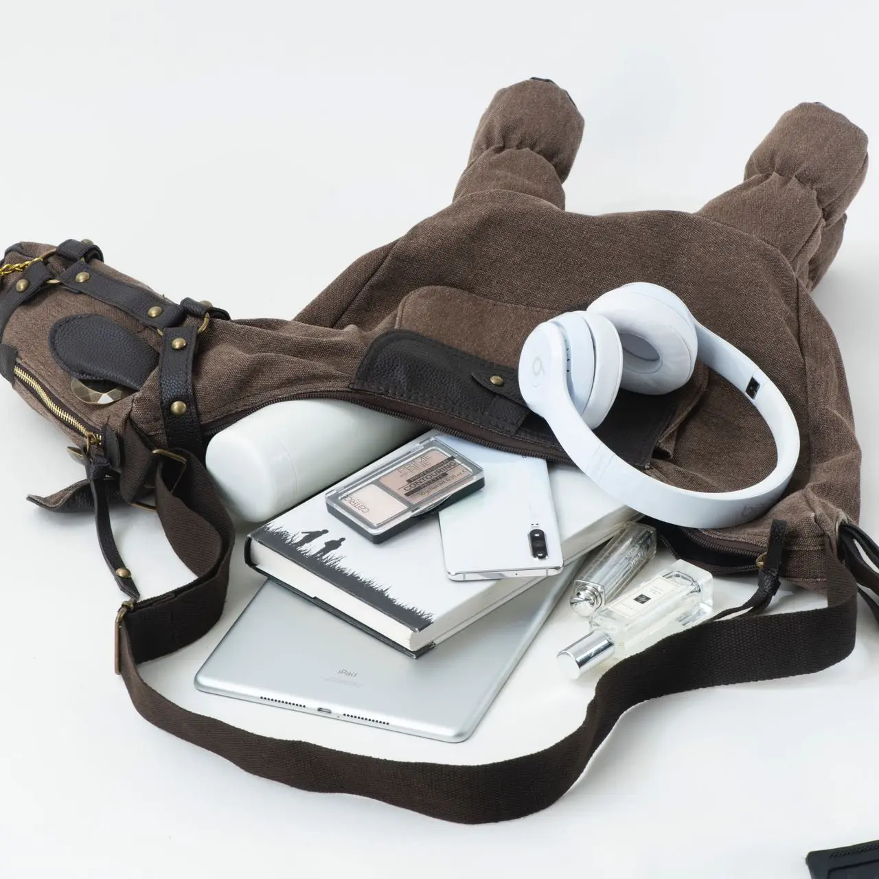 Unique Horse Bag with Large Capacity Stylish Functional Design Perfect for Everyday Use Ideal Gift for Christmas and Birthdays，