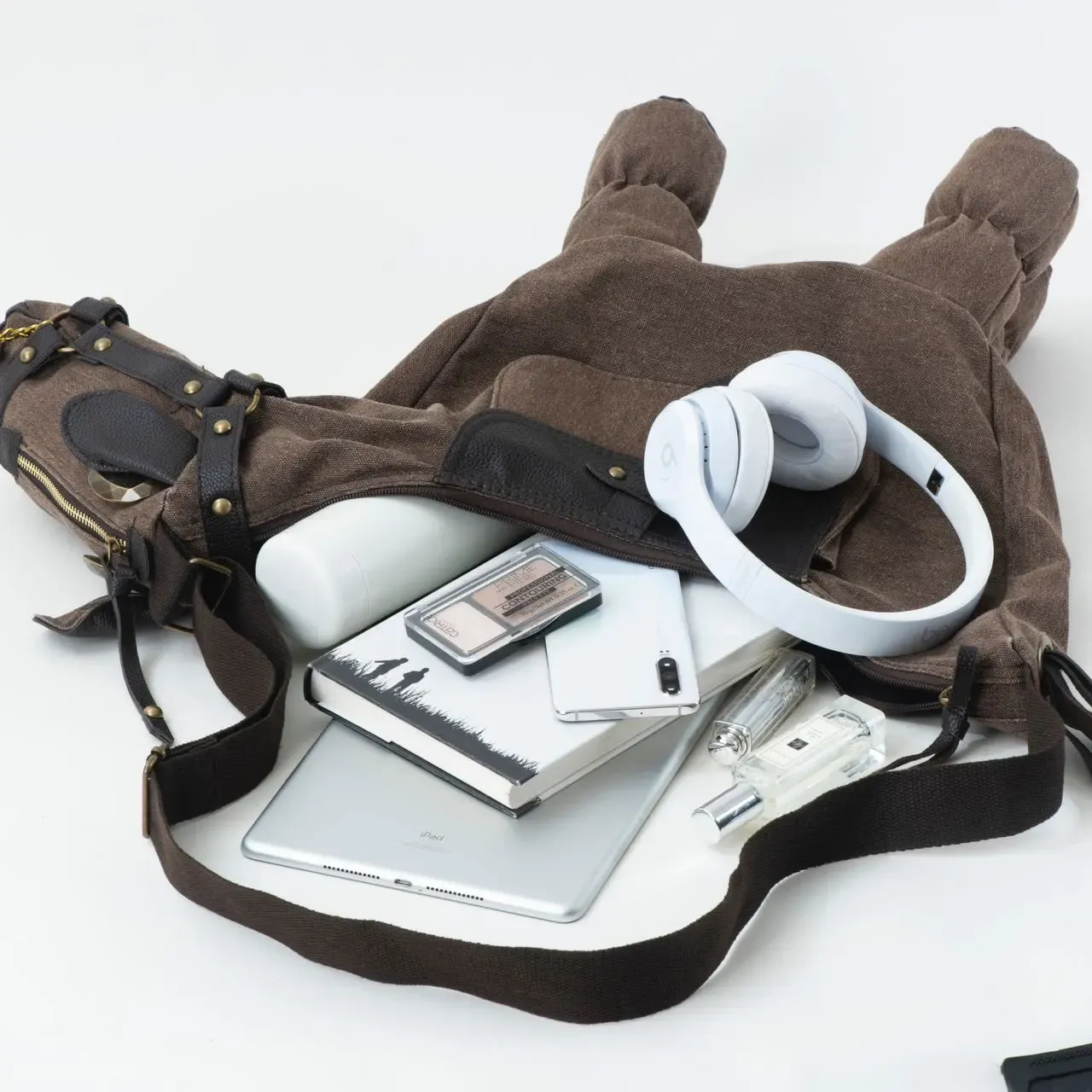 Unique Horse Bag with Large Capacity Stylish Functional Design Perfect for Everyday Use Ideal Gift for Christmas and Birthdays，