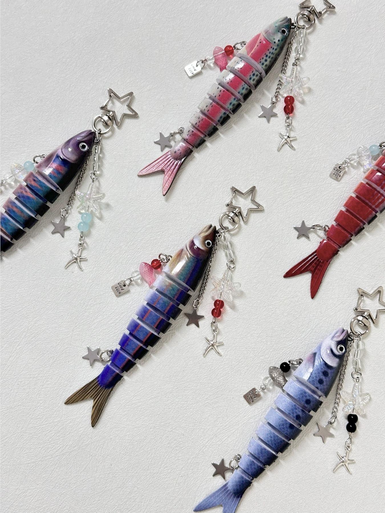 Novelty Star Fish Keychain,Fisherman Fishing Enthusiasts Creative Fish Bait Keychain,Jointed Design Fish Keychain with Beaded Charm,Fishing Lure Keychain Realistic Fish Keyring Bag Backapack Charm,Good Luck Aesthetic Fish Key Pendant Aesthetic Trinket