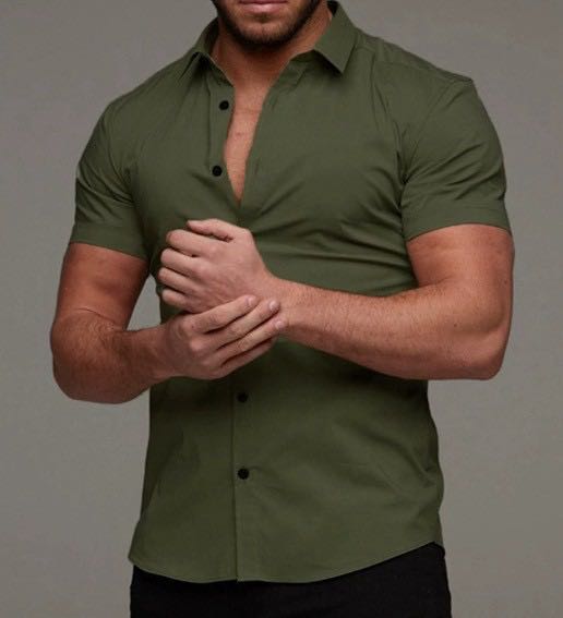 Men's Stretch Dress Shirt — Short-Sleeve, Slim-Fit, Business-Casual Button-Down Shirt with Muscle-Fit Design
