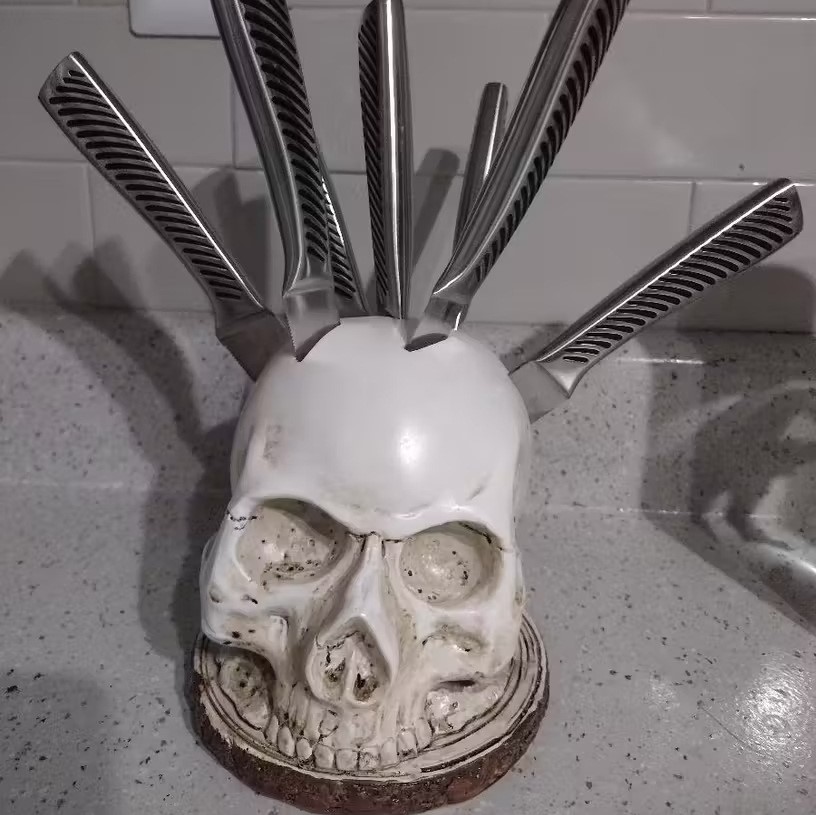 💀Gothic Skull Knife Holder for Kitchen🔪【BUY 2 FREE SHIPPING】