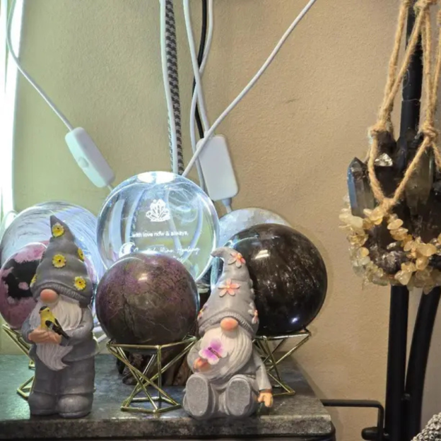 🌟 Title: 3-Piece Resin Gnome Garden Statue – American Rustic Style, Weatherproof Design for Indoor/Outdoor Use 