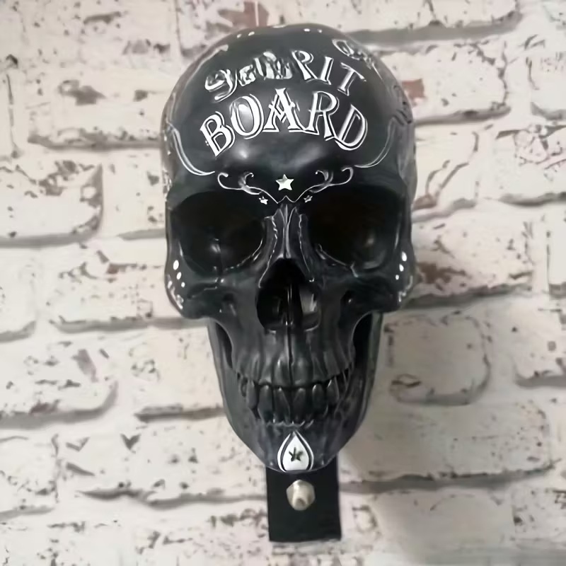 💀Handcrafted Resin Skull Helmet Wall Decor