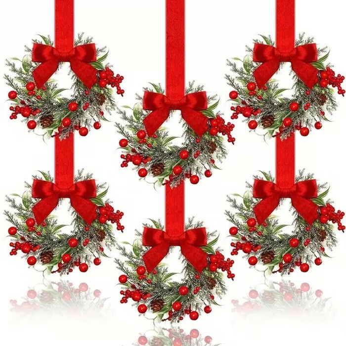 🎄Christmas Wreaths✨ Dainty Size, Maximum Holiday Magic – Instant Festive Elegance for Versatile Use! 🎀
