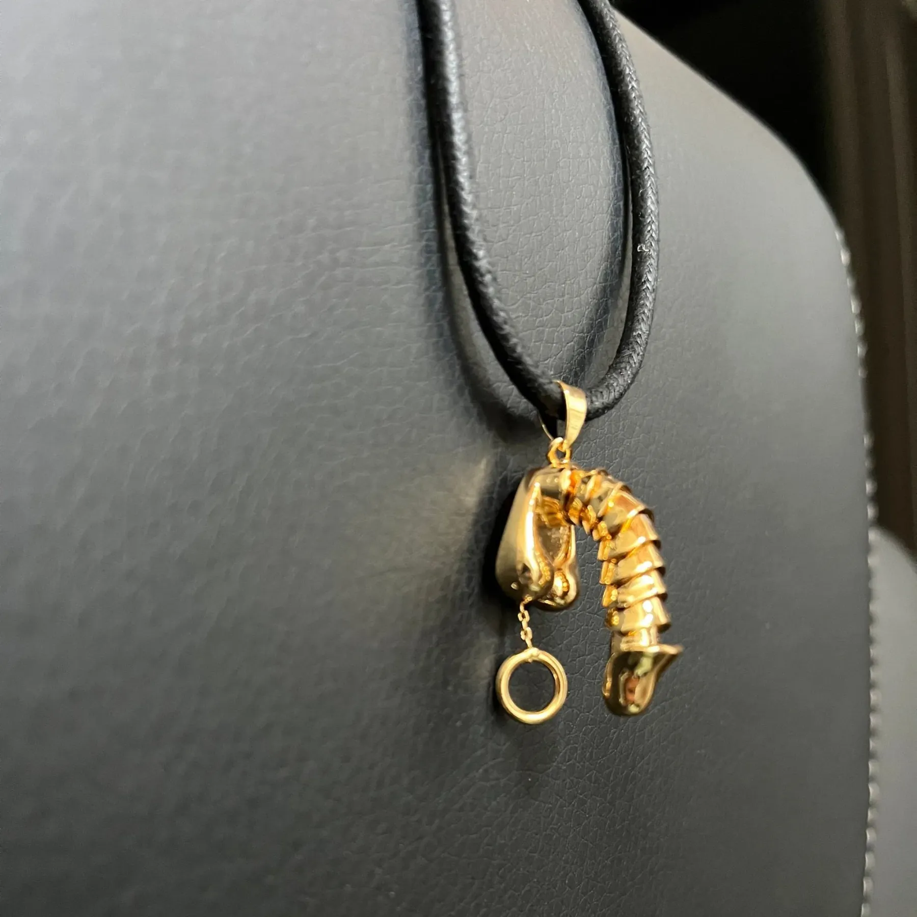 Miniyou 🤣Erectable Penis Pendant Necklace