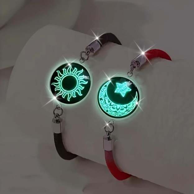 🔥 2-Pack  Sun & Moon Bracelets – Luminous Couples Jewelry for Long-Distance Love