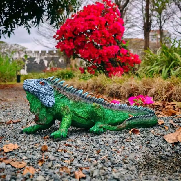 Realistic Iguana Lizard Statue