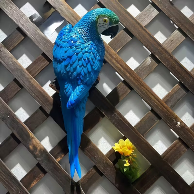 🦜Handmade Resin Parrot Design Outdoor Statue