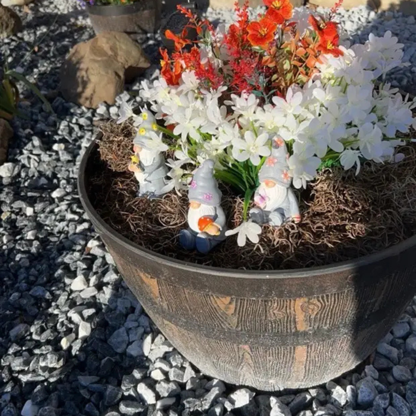 🌟 Title: 3-Piece Resin Gnome Garden Statue – American Rustic Style, Weatherproof Design for Indoor/Outdoor Use 