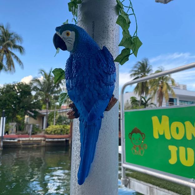🔥Last Day 50% OFF Resin Parrot Design Outdoor Statue