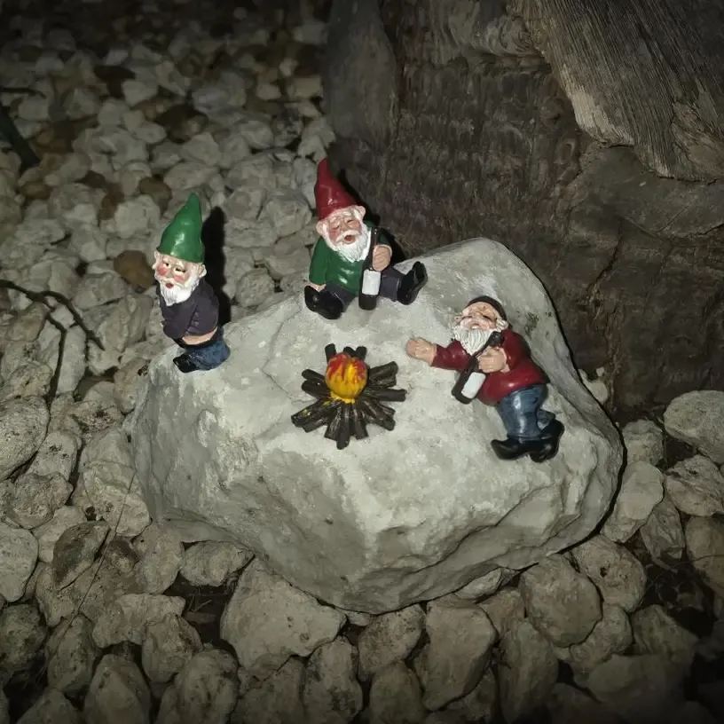 4PCS Drunk Gnome Party Set 