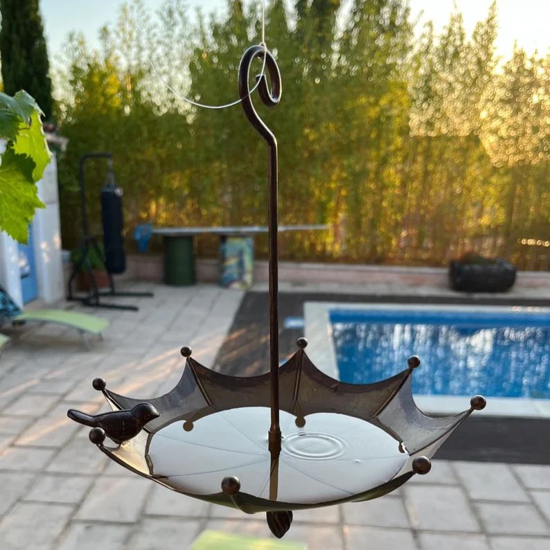 Umbrella-Shaped Outdoor Hanging Bird Feeder & Bath Tray🐦