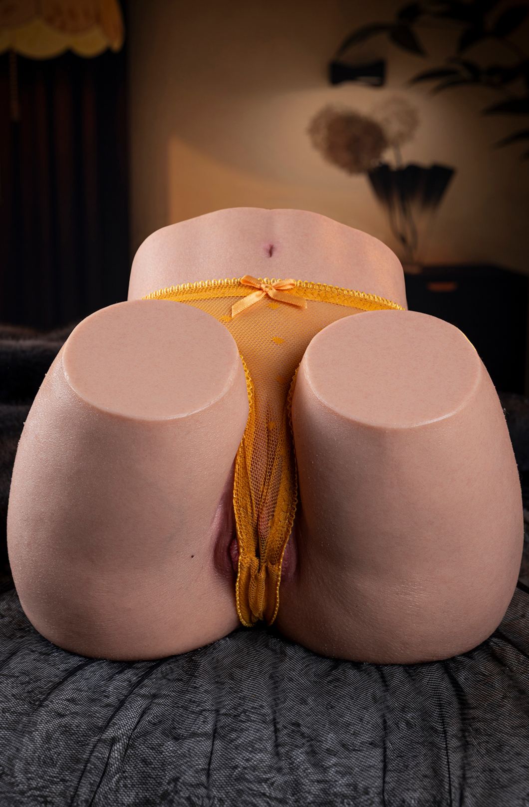 Amber Petite 26.0" / 66cm Hip Platinum Silicone Butt Torso