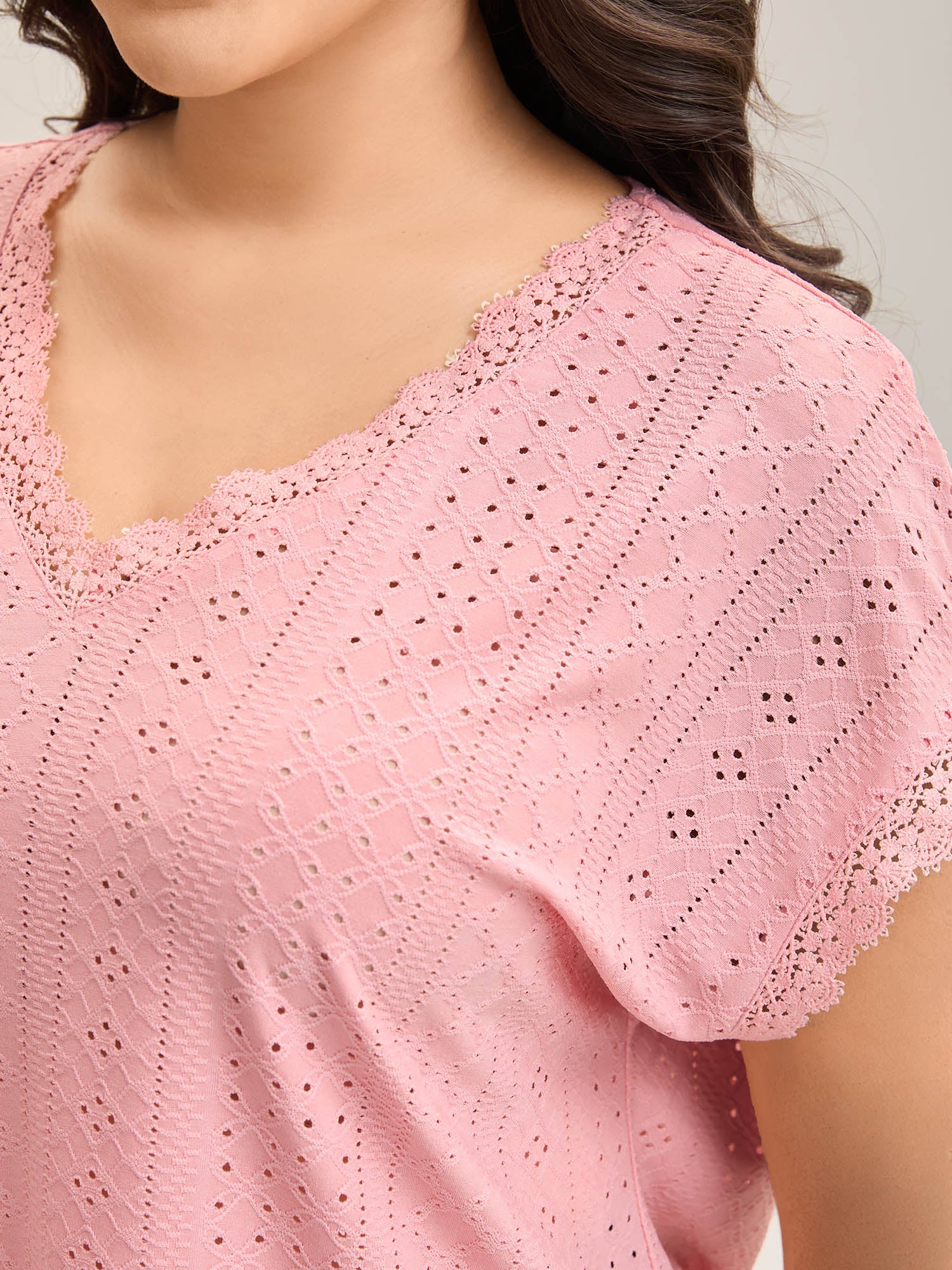 7101 Fawn Lace Detailed T-Shirt