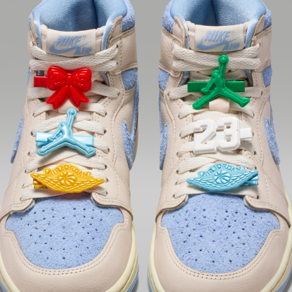 Air Jordan 1 Retro High OG - Pale Ivory/Coconut Milk/Psychic Blue - 10