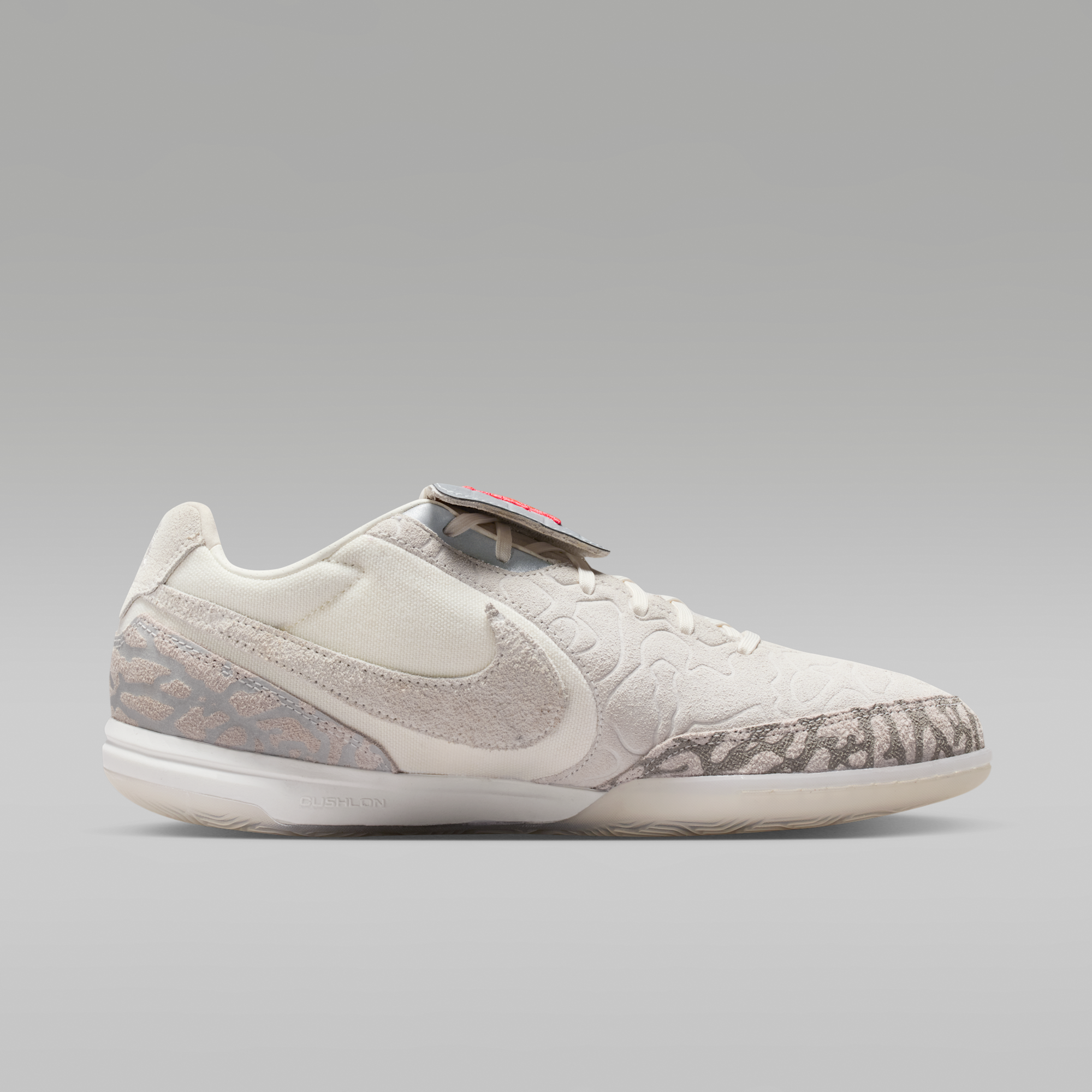Jordan Tiempo Streetgato SE - Phantom/Infrared 23/Sail - 3