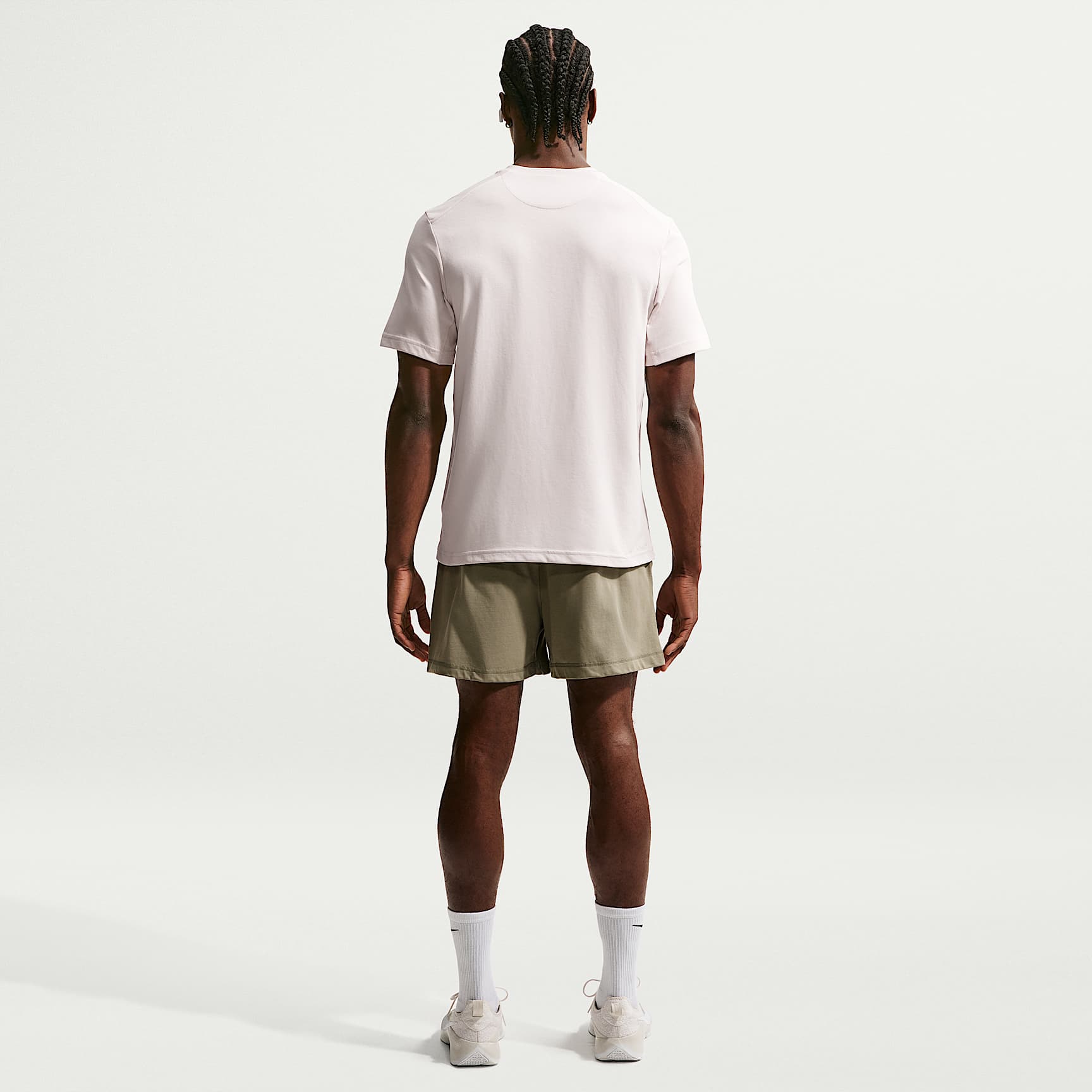 Nike Primary - Nike Primary vielseitiges Nike Dri-FIT Kurzarm-Oberteil für Herren
