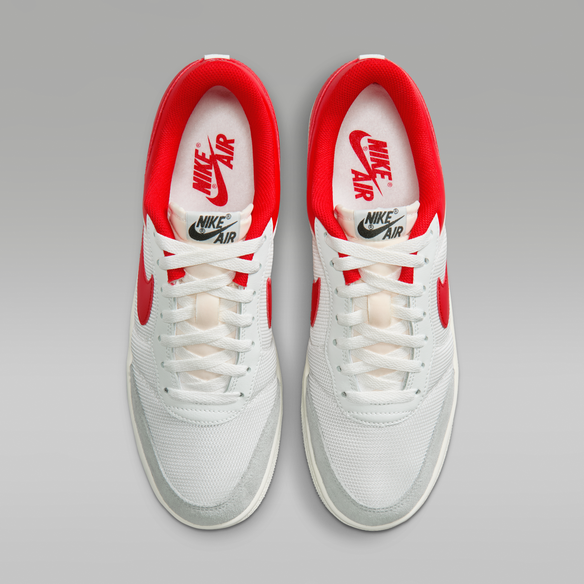 Air Jordan Skyline Low - Summit White/University Red/Light Smoke Grey/Μαύρο - 4