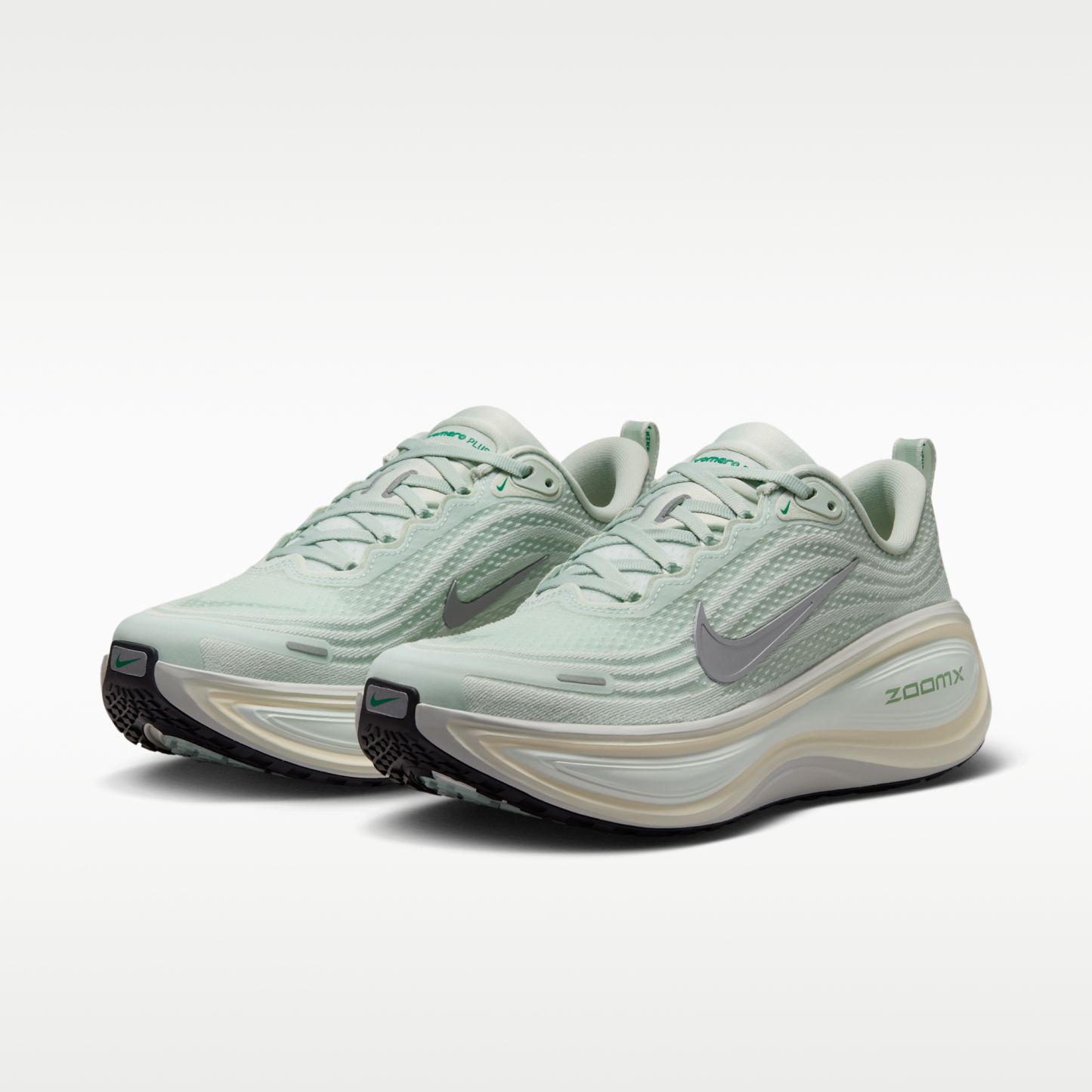Nike Vomero Plus - Light Silver/Barely Green/Sea Glass/Metallic Silver - 5