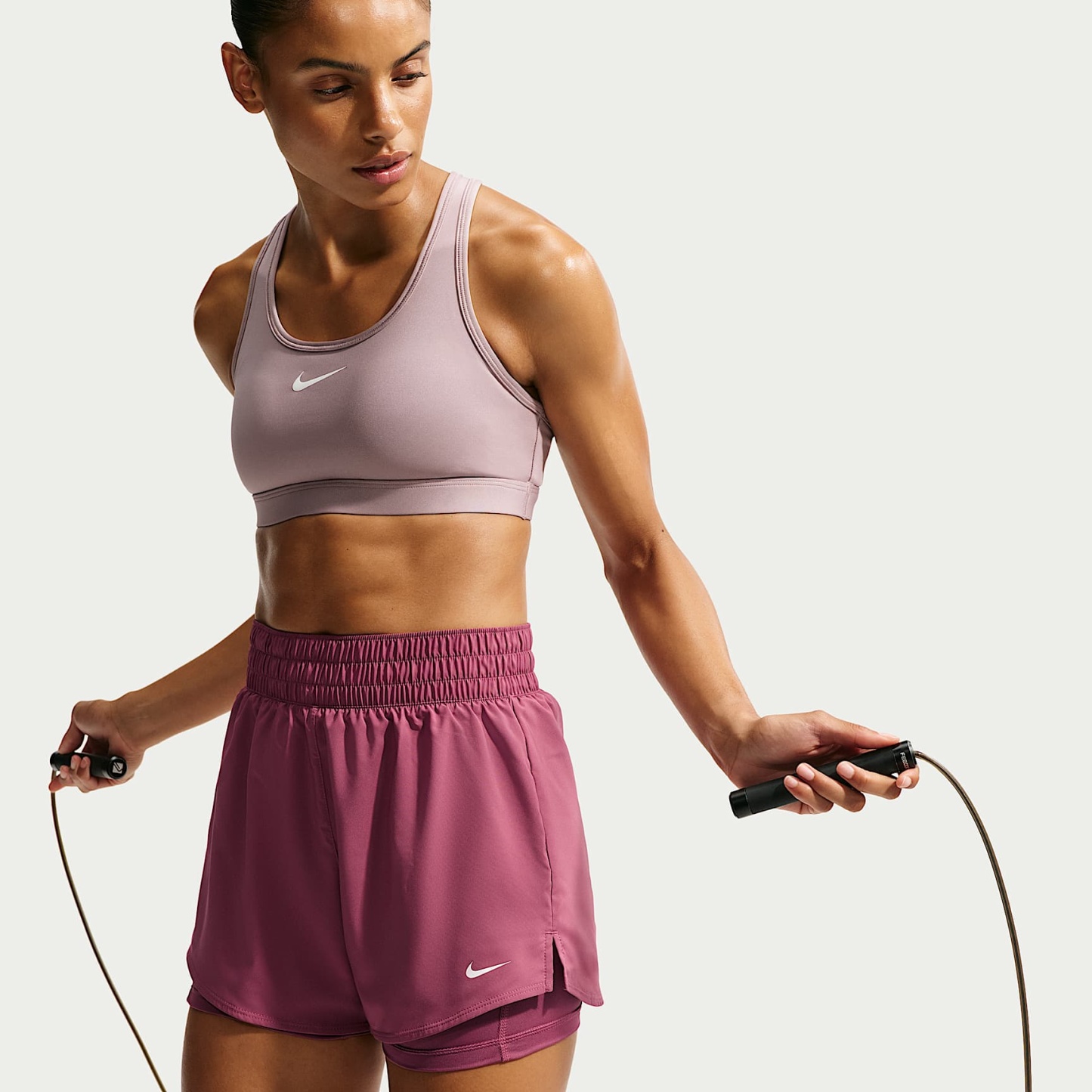 Nike One - Nike One Dri-FIT 2-in-1-Shorts mit hohem Taillenbund für Damen (ca. 7,5 cm)