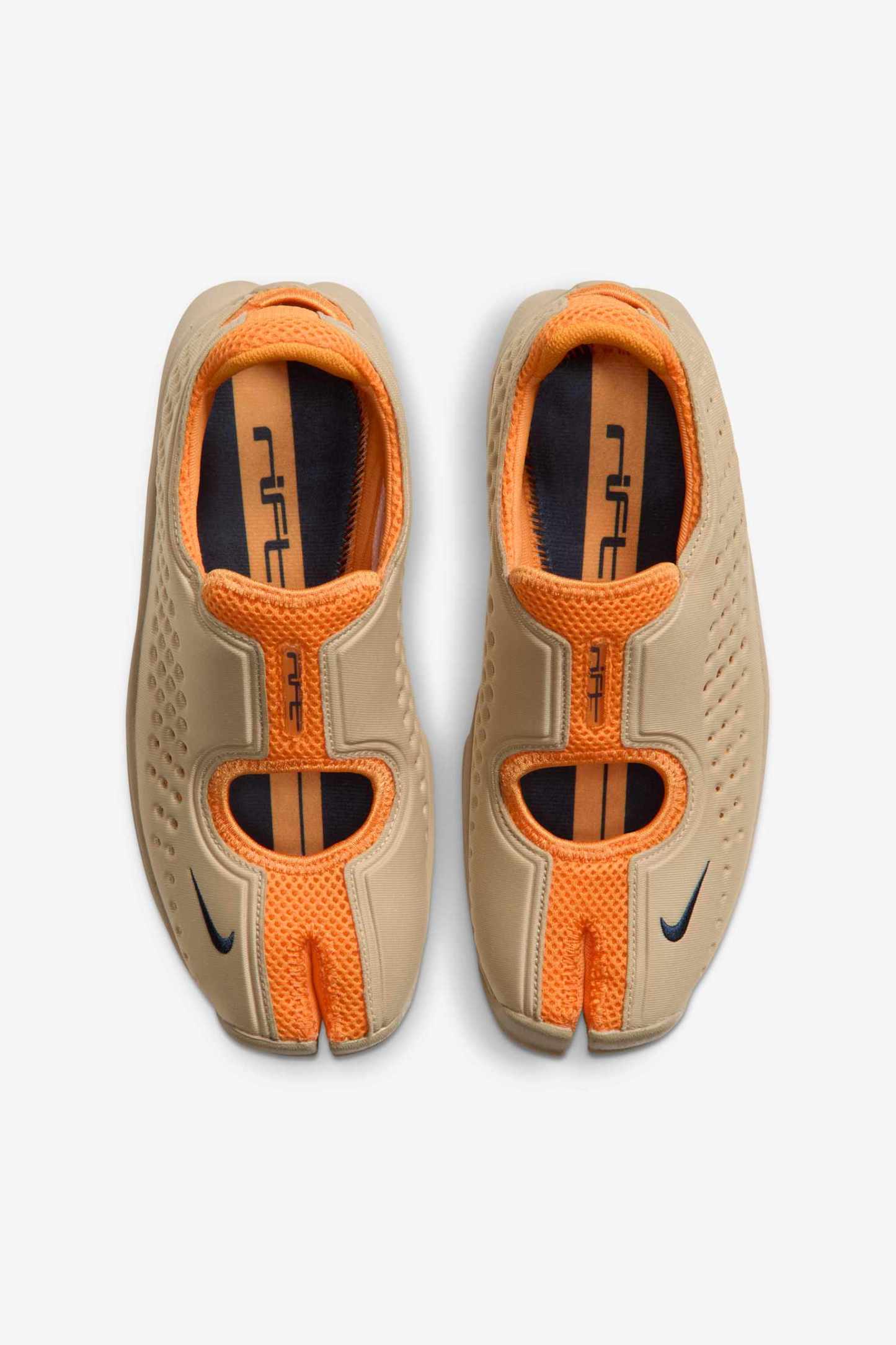 Nike Rift 2 - Yukon Tan/College Navy/Vivid Orange - 5