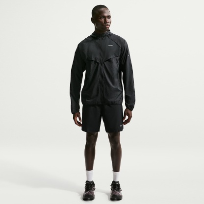 Nike Stride - Nike Stride Repel-Laufjacke mit UV-Schutz (Herren)