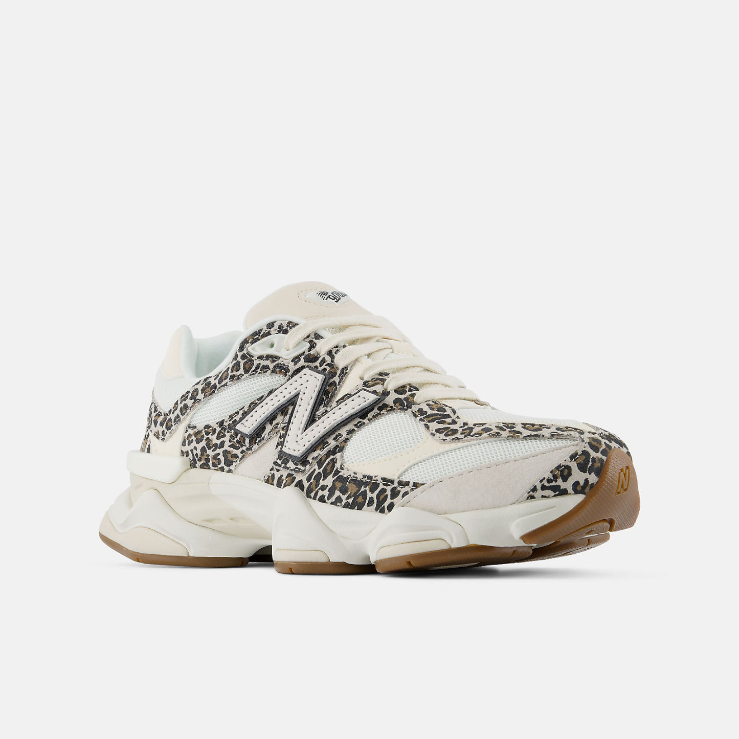 New Balance 9060 - LINEN con SEA SALT y Gum 020 - U9060ALP