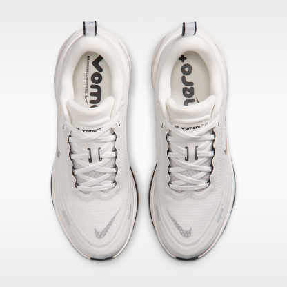 Nike Vomero Plus - Summit White/Sail/Anthracite/Metallic Silver - 4