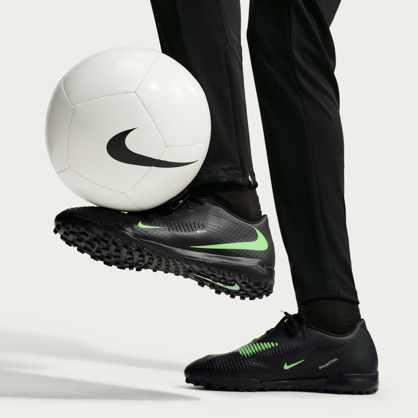 Nike Phantom 6 Low Academy - Μαύρο/Μαύρο/Illusion Green (HQ2325-001) - 9