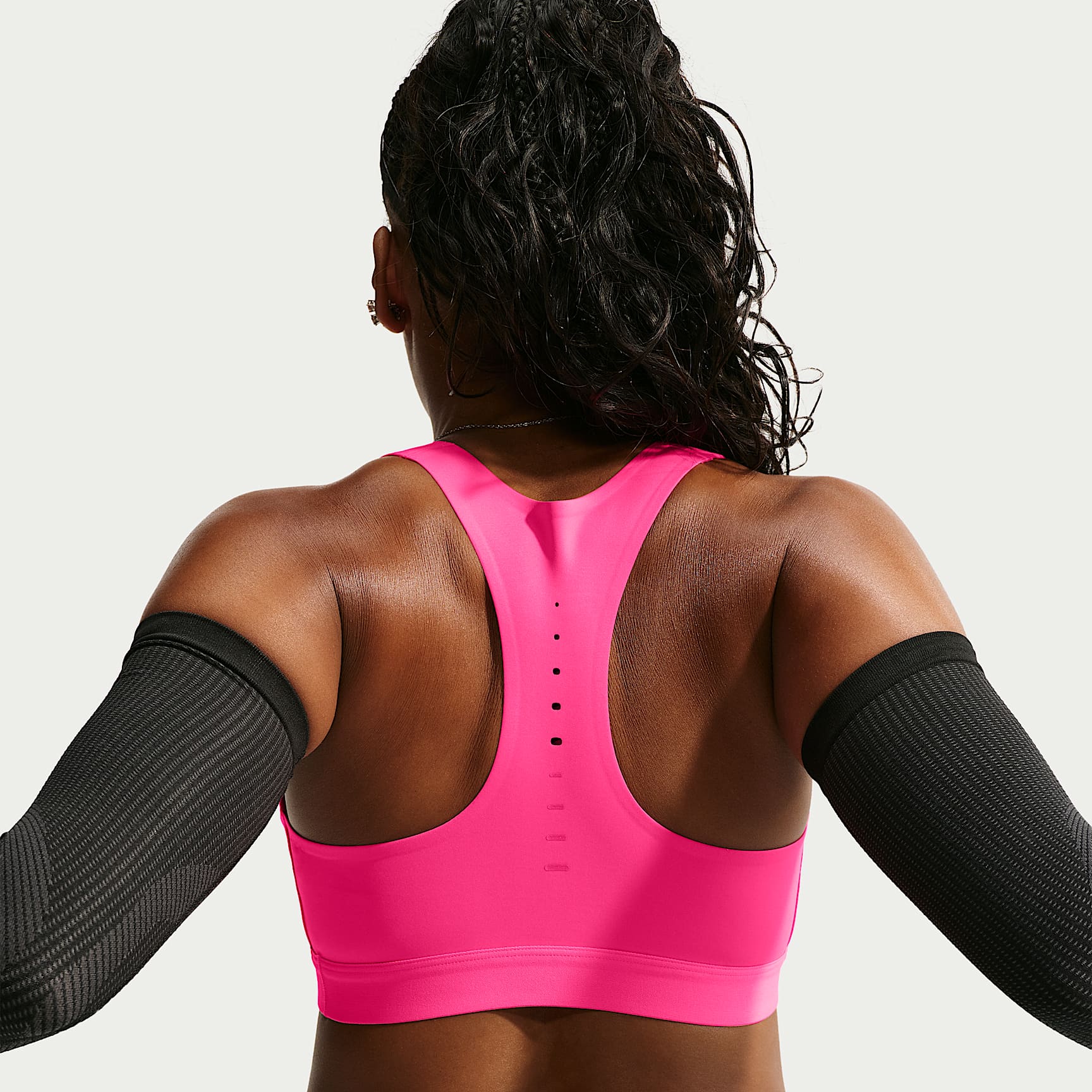 Nike Swift - Nike Swift leicht gefütterter Sport-BH mit starkem Halt (Damen)