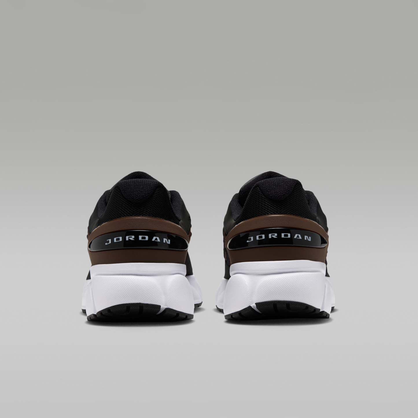 Jordan Trunner Flow - Μαύρο/Cacao Wow/Cacao Wow/Λευκό - 6