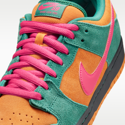 Nike SB Dunk Low Pro - Green Noise/Light Curry/Off Noir/Watermelon - 7