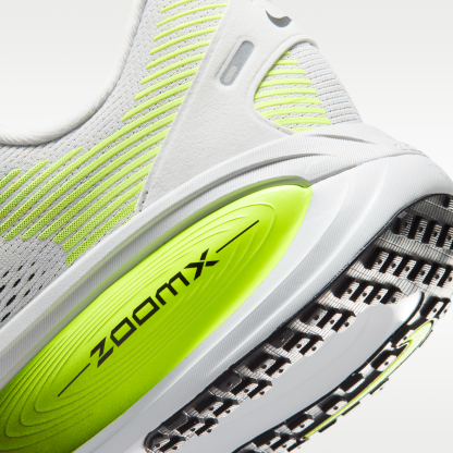 Nike Vomero 18 - Photon Dust/Volt/Μαύρο - 8