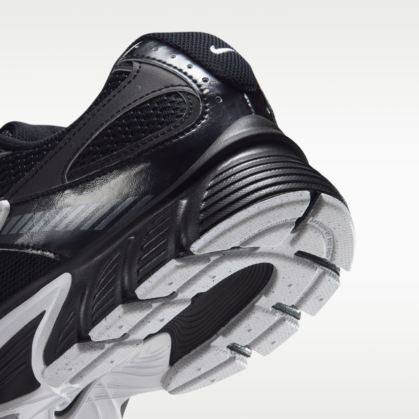 Nike V5 RNR - Μαύρο/Λευκό/Dark Smoke Grey/Μαύρο - 8