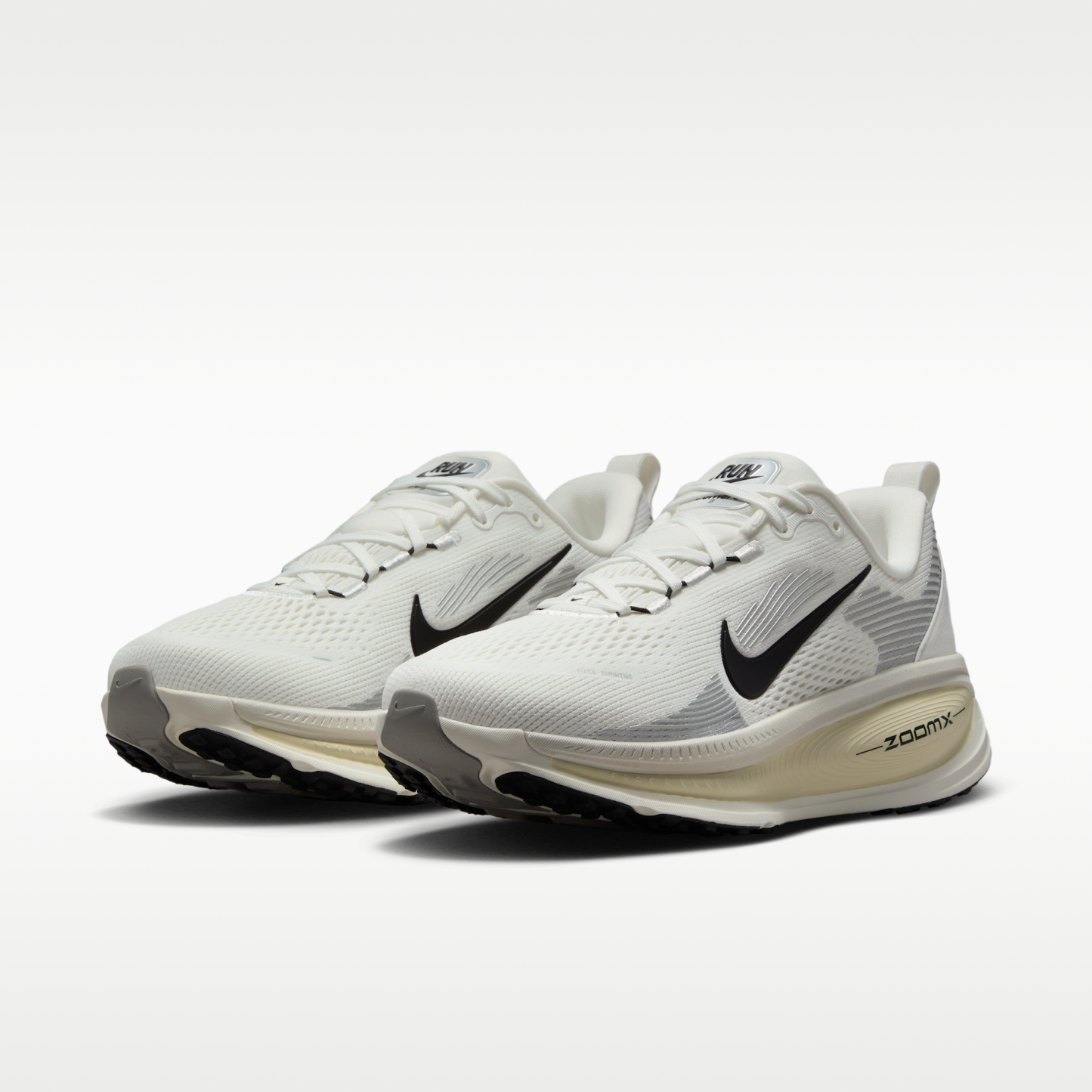 Nike Vomero 18 - Summit White/Coconut Milk/Coconut Milk/Μαύρο - 5