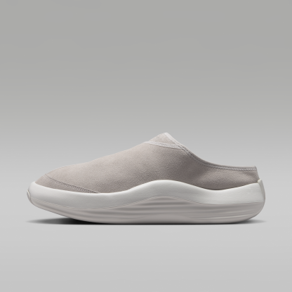 Jordan Future - Light Iron Ore/Swan/Legend Medium Brown - 1
