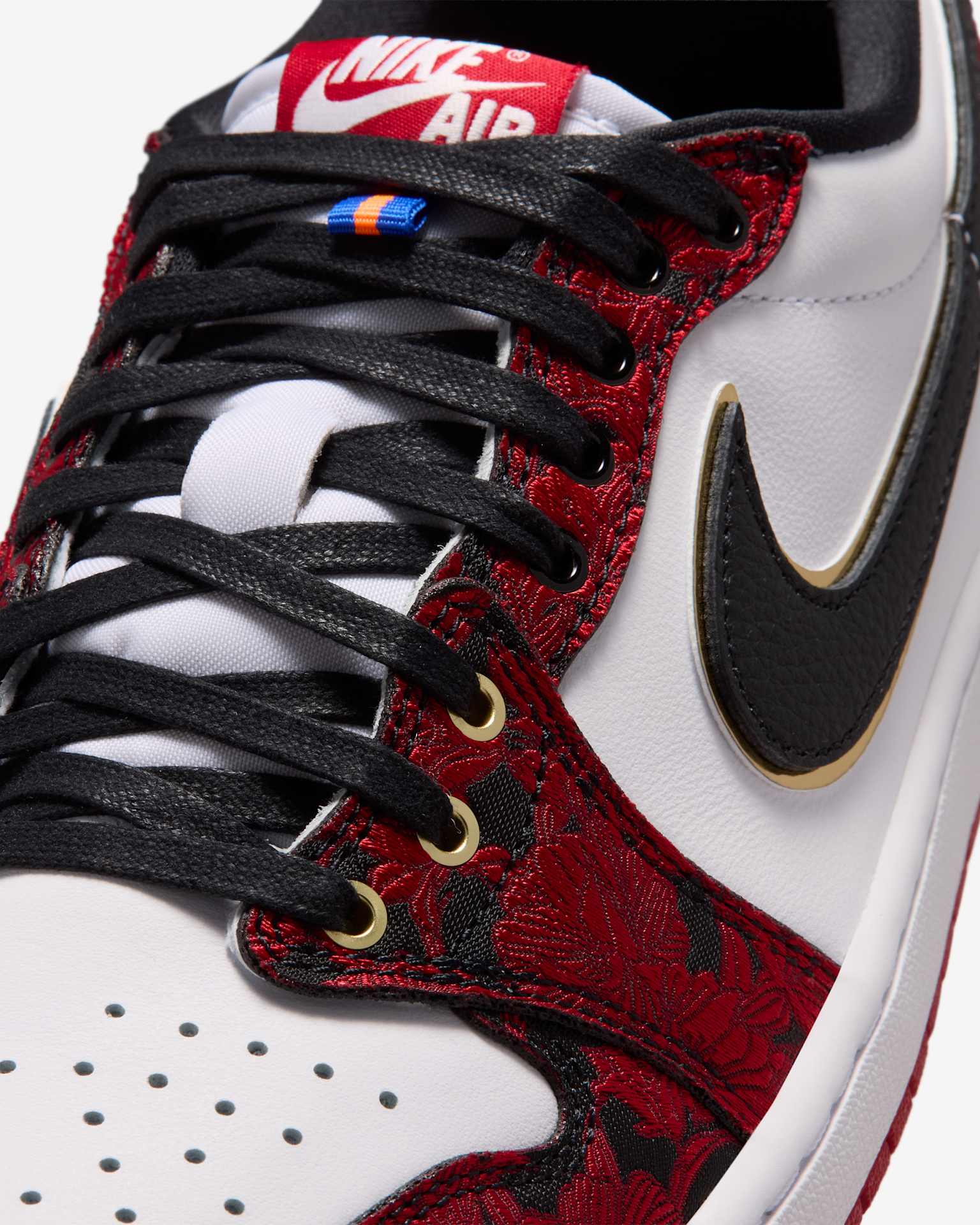 Air Jordan 1 Retro Low OG "Garden" - Μαύρο/Summit White/Laser Fuchsia/Varsity Red - 8