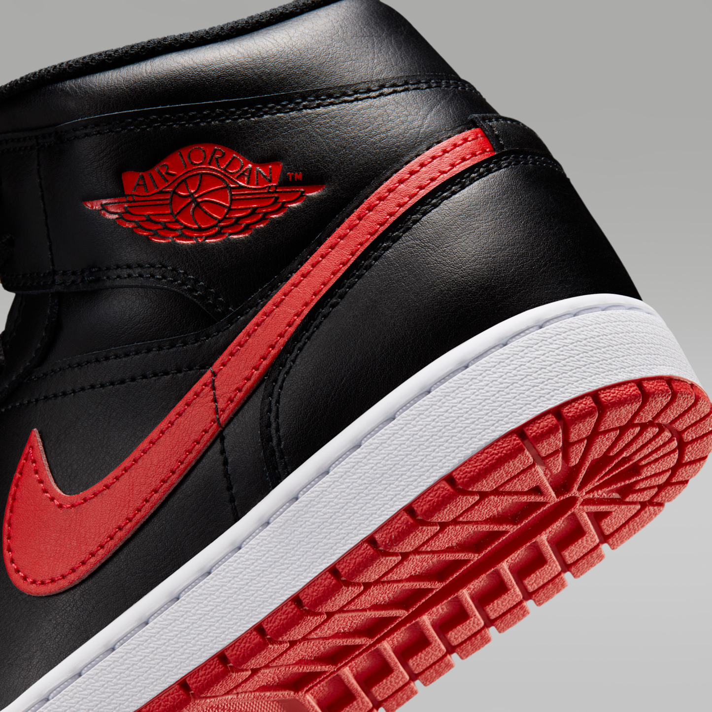 Air Jordan 1 Mid - Μαύρο/Λευκό/University Red - 8