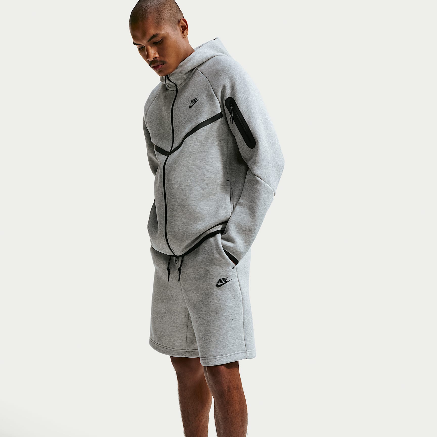 Nike Tech - Nike Tech Fleece-Shorts (Herren)