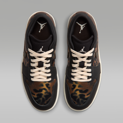 Air Jordan 1 Low SE - Μαύρο/Velvet Brown/Chalk - 4