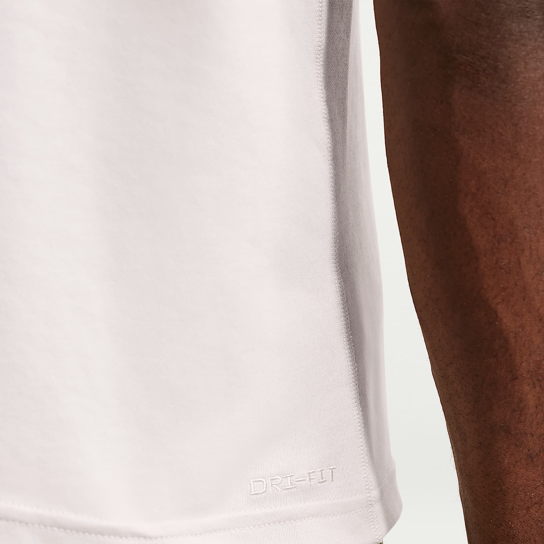 Nike Primary - Nike Primary vielseitiges Nike Dri-FIT Kurzarm-Oberteil für Herren