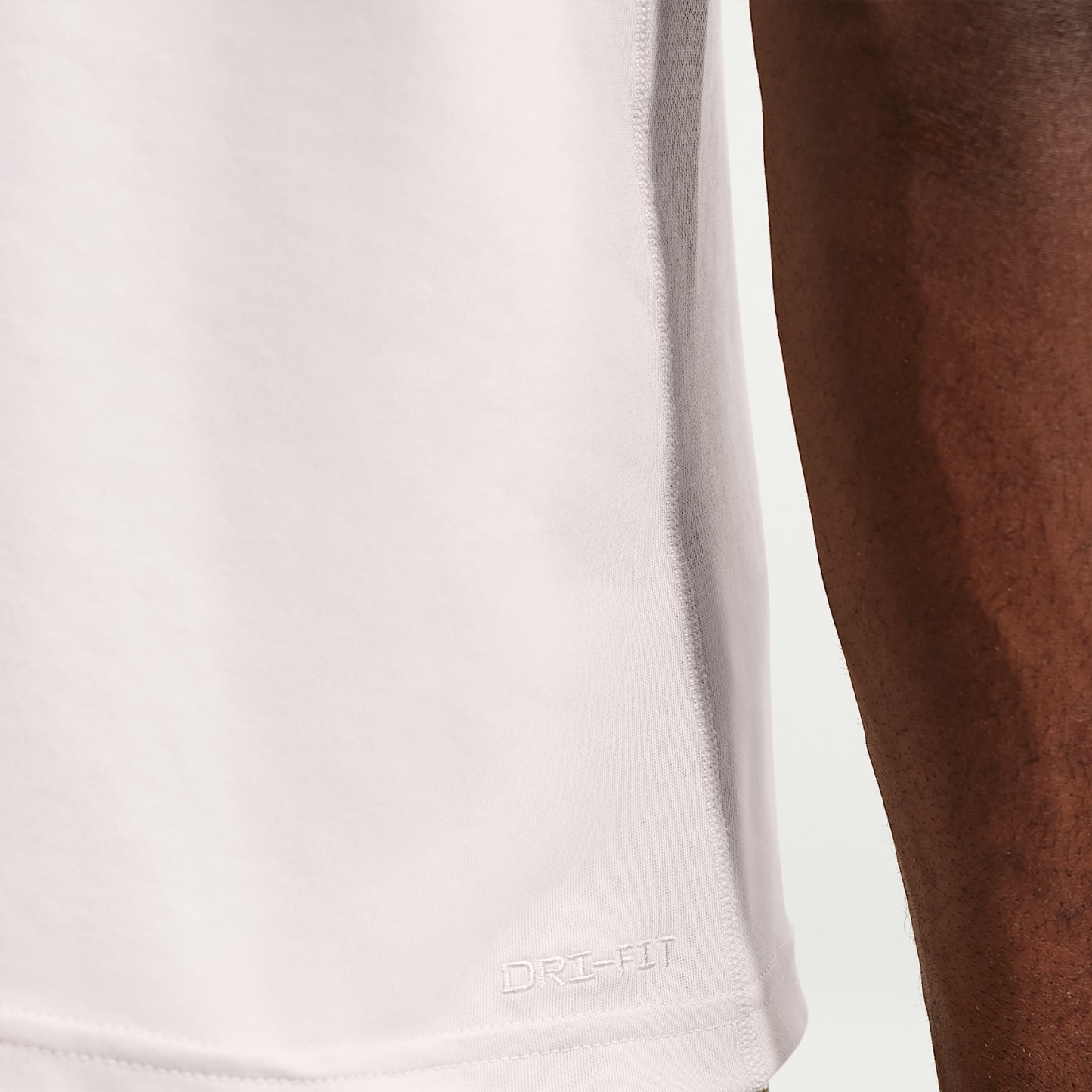 Nike Primary - Nike Primary vielseitiges Nike Dri-FIT Kurzarm-Oberteil für Herren