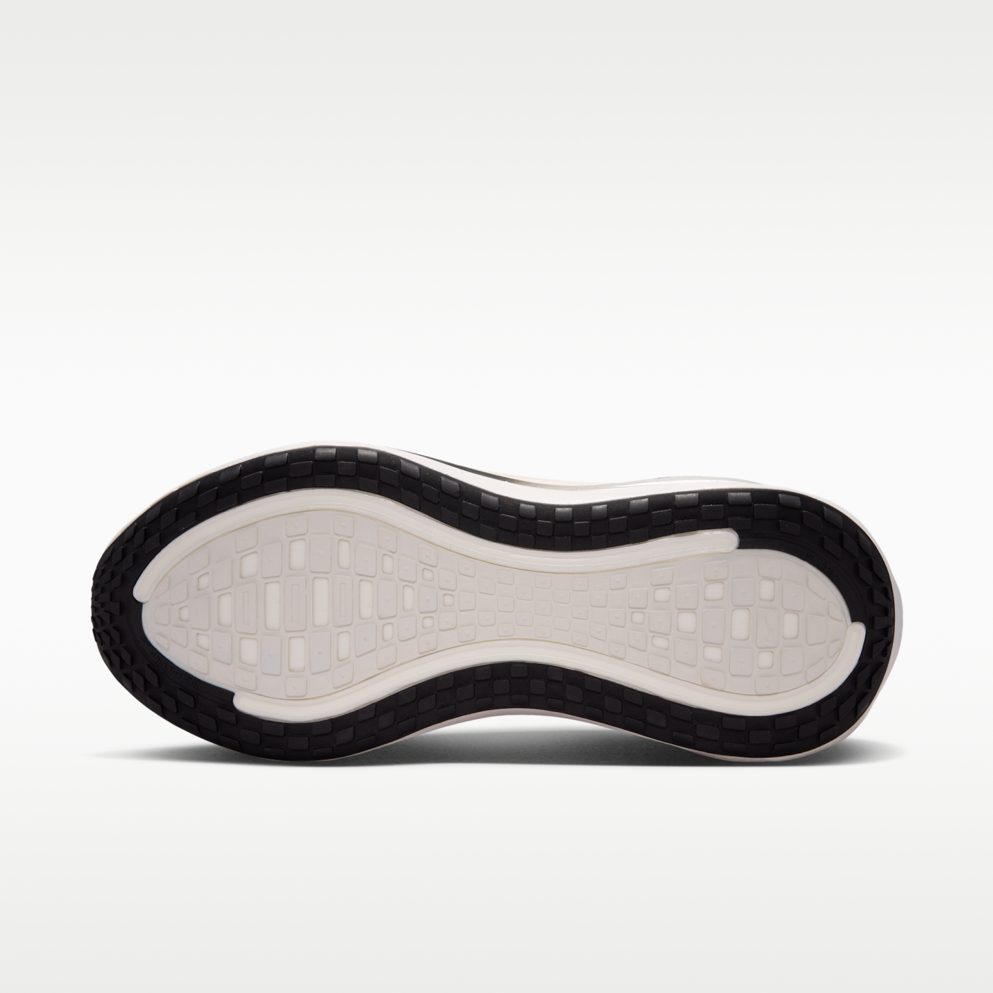 Nike Vomero Plus - Summit White/Sail/Anthracite/Metallic Silver - 2