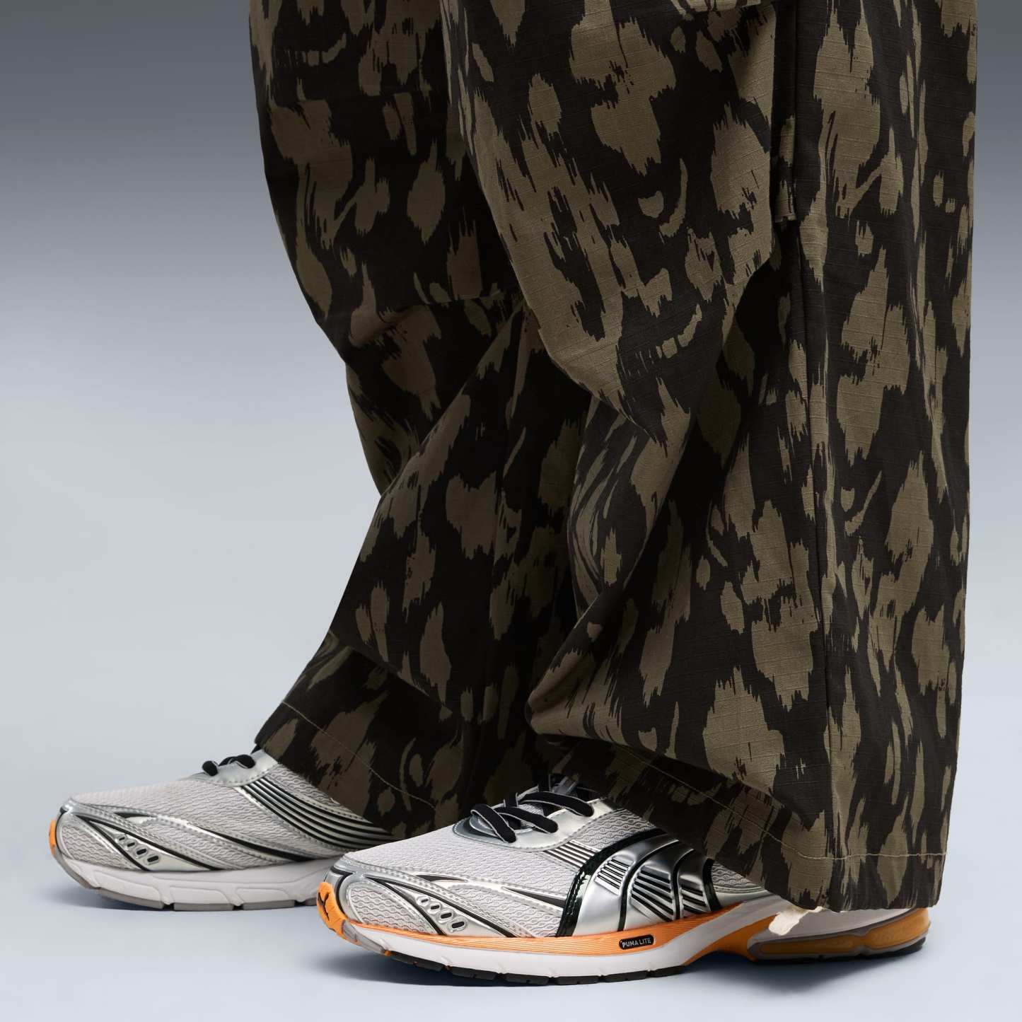 Homura OG+ Sneakers Unisex - Matte Silver-Heat Fire