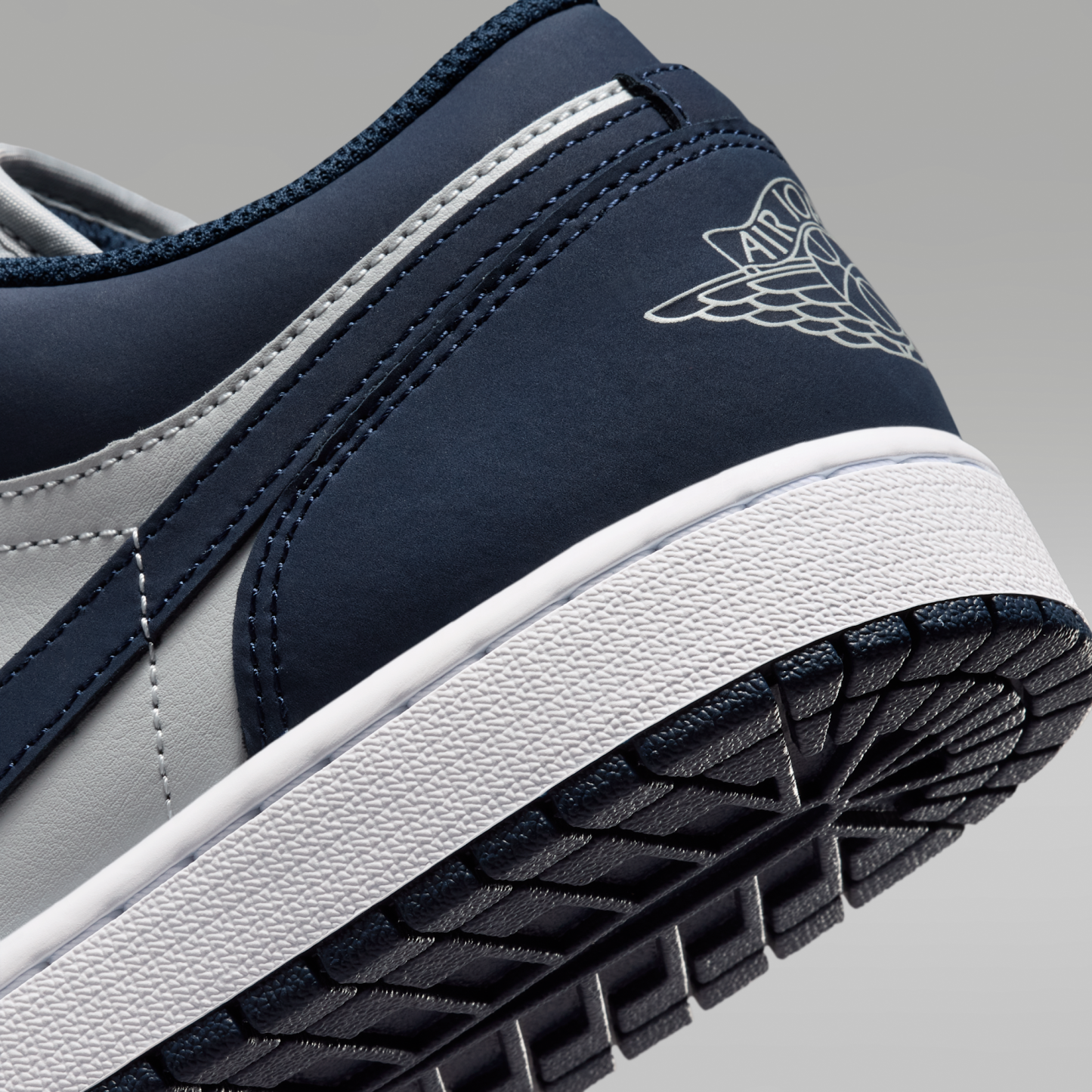 Air Jordan 1 Low - Obsidian/Grey Fog/Pink Foam/Obsidian - 8