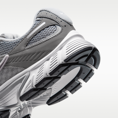 Nike V5 RNR - Particle Grey/Flat Pewter/Platinum Tint/Light Smoke Grey - 8