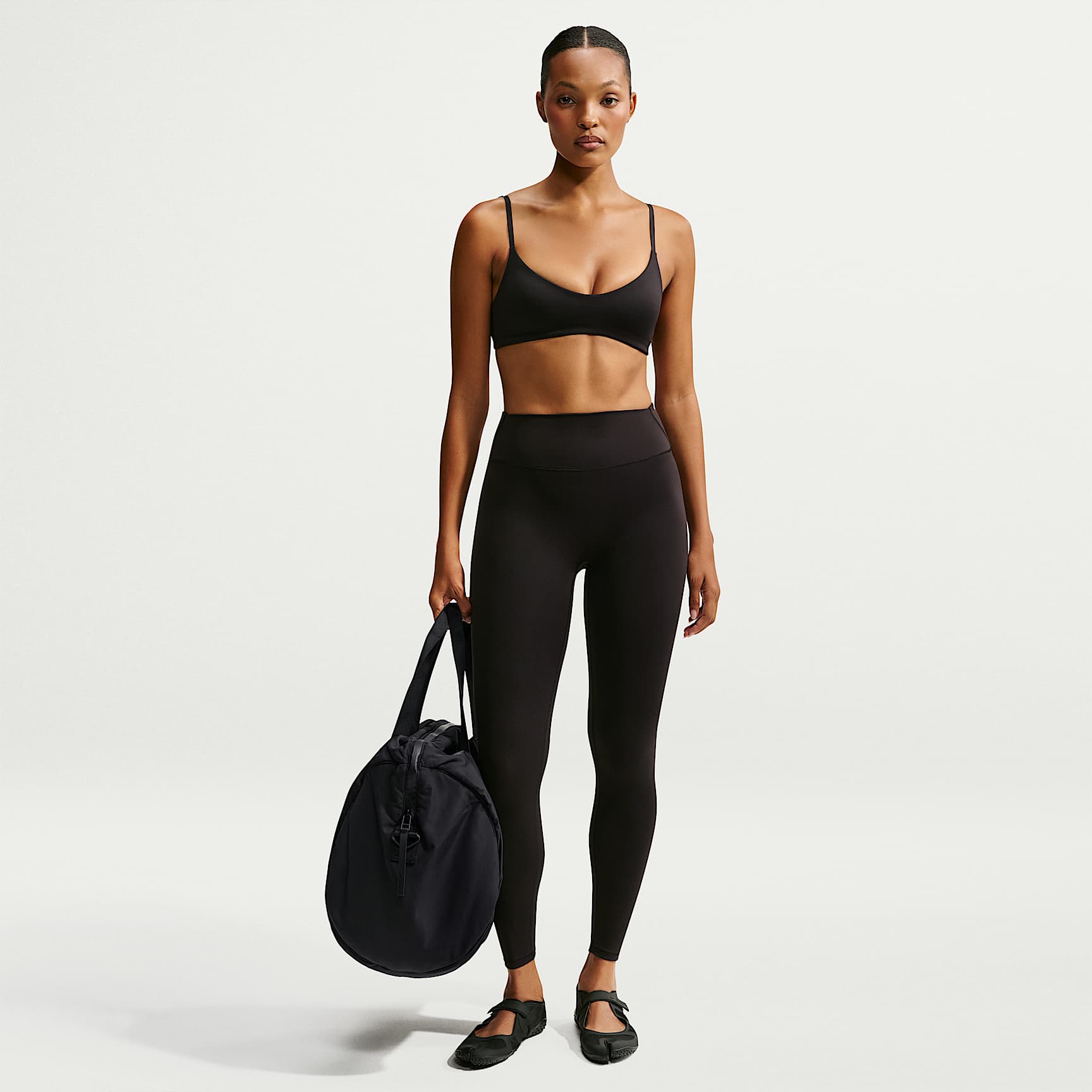 NikeSKIMS - NikeSKIMS Puffer-Gymnastiktasche (Damen)
